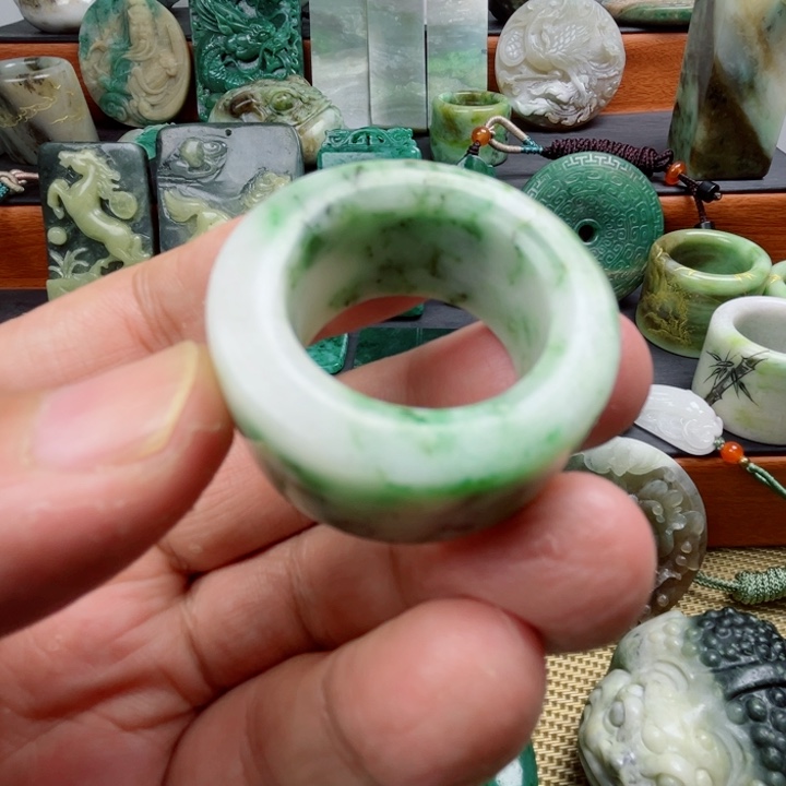 未镶嵌独山玉珠宝半成品