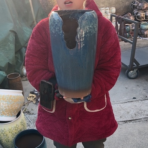 口18高39瑕疵盆子。 