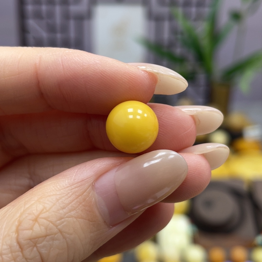 琥珀裸石未镶嵌10.5mm圆珠