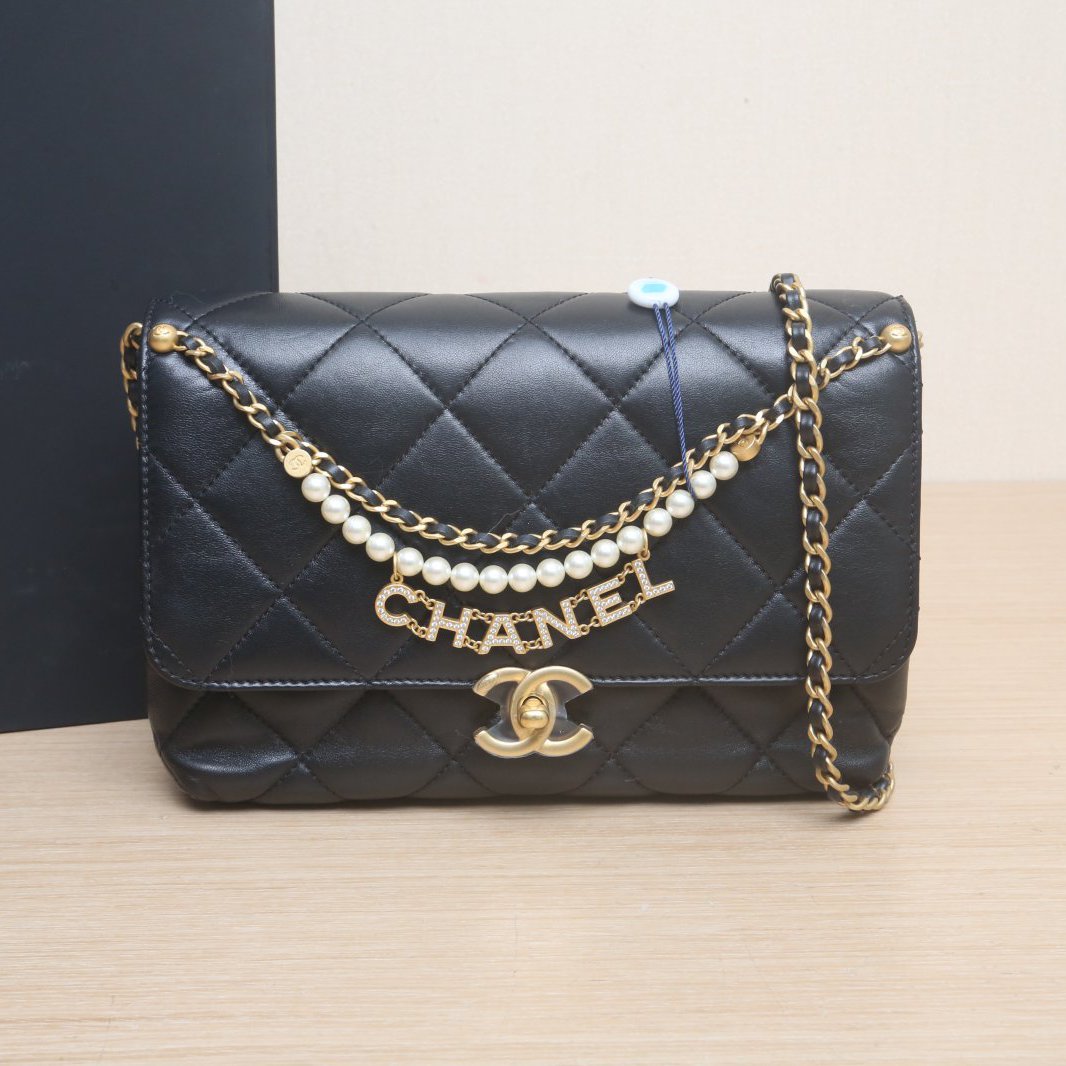 95新 Chanel/香奈儿 小花佳珊 皮革S 24A CF口盖包珍珠多链条