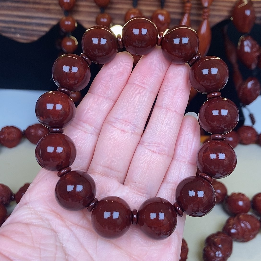 橄榄核吊坠九***哥正圆光珠