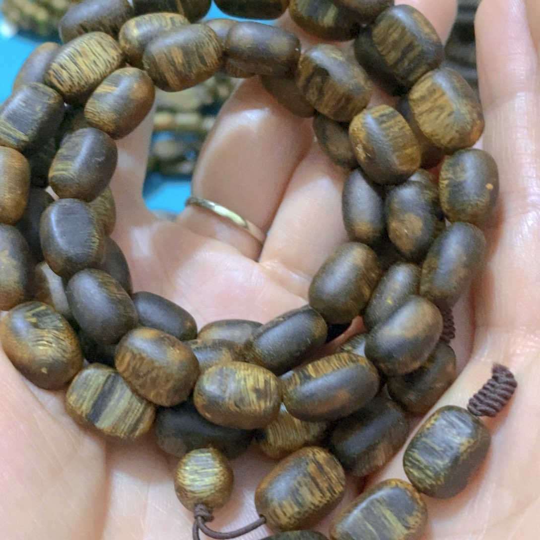 沉香手串白棋留疤卡9-33克多样性发货一条