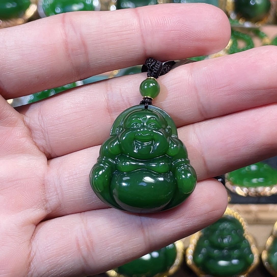 颈饰未镶嵌和田玉（碧玉）30mm