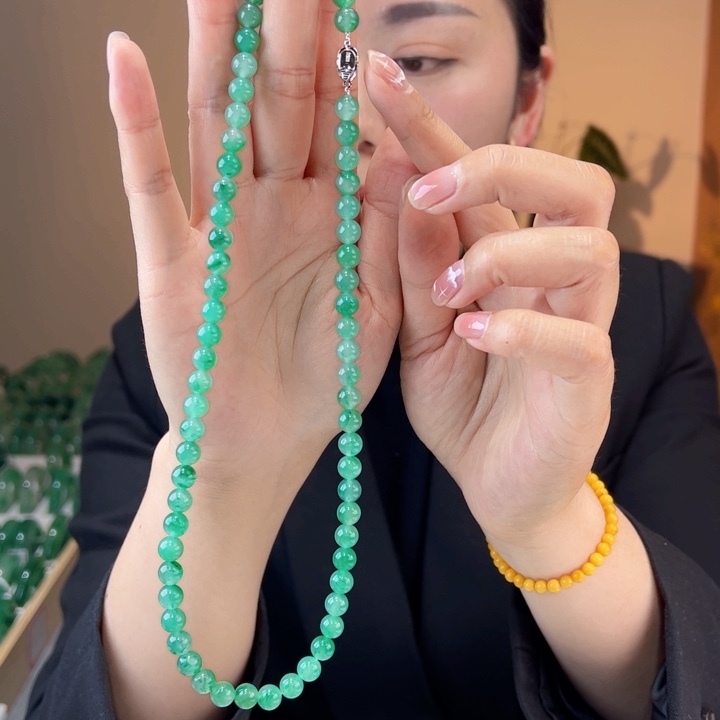 石英质玉未镶嵌项链7m m