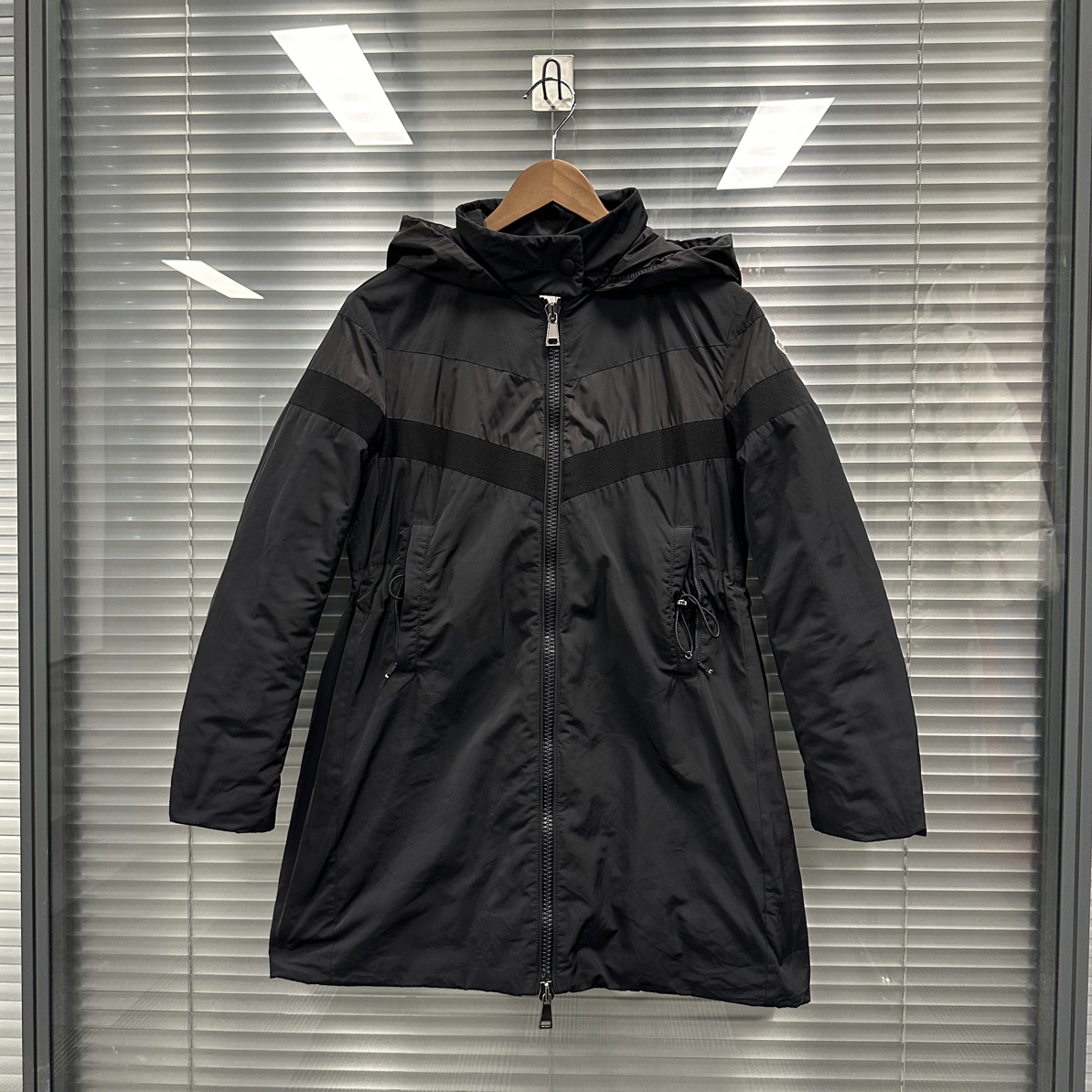 99新 MONCLER 黑色拼接长款羽绒服 99新 0码 #zz6520