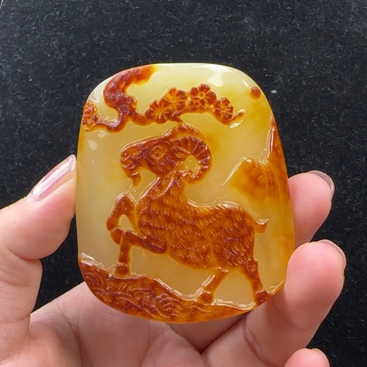 蜜蜡珠宝奇石未镶嵌