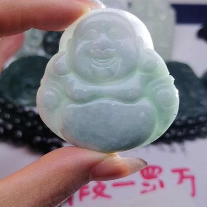 翡翠颈饰未镶嵌天然的A货翡翠