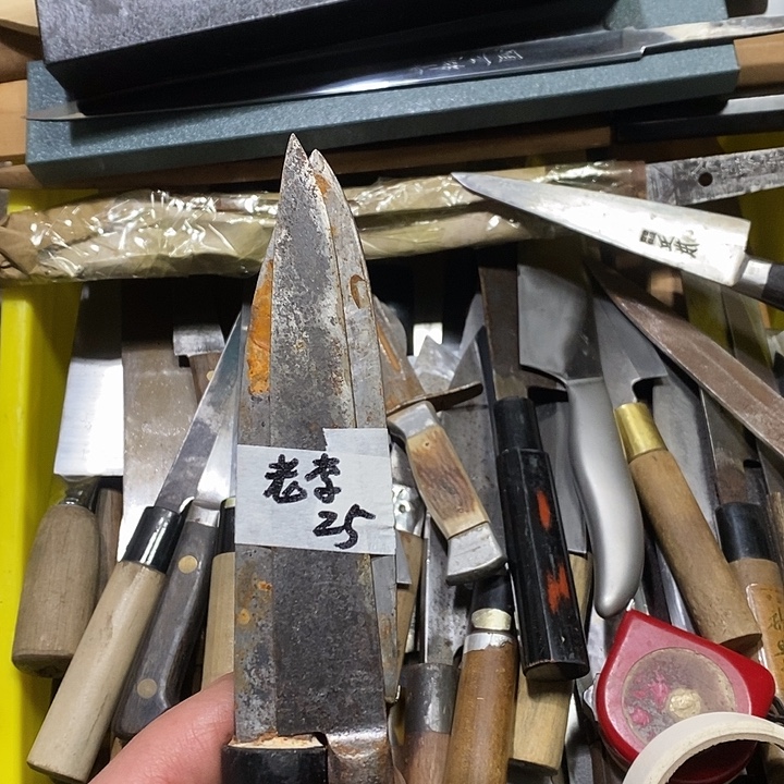 老***李厨房用品合法合规