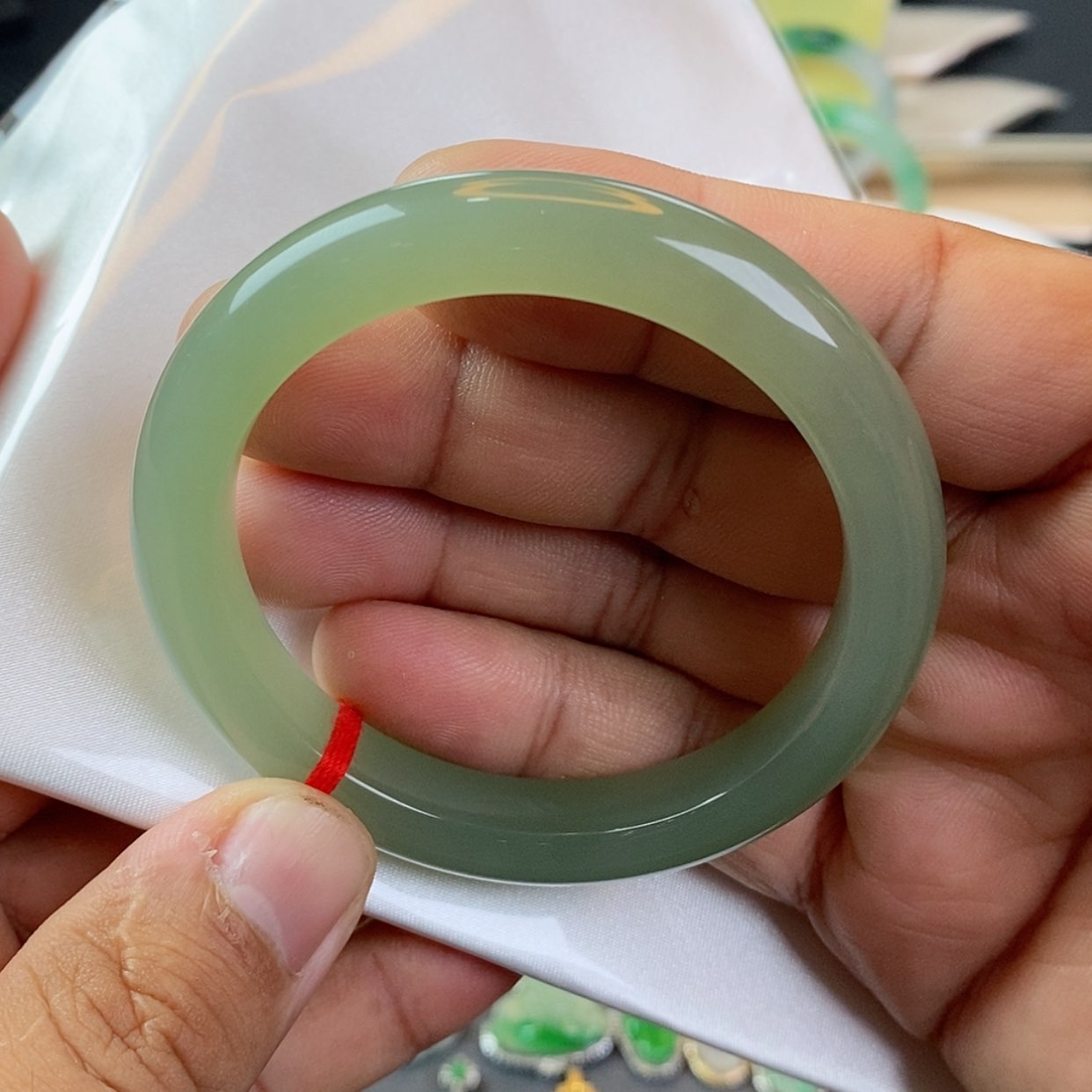【闪购商品】未镶嵌手镯和田玉