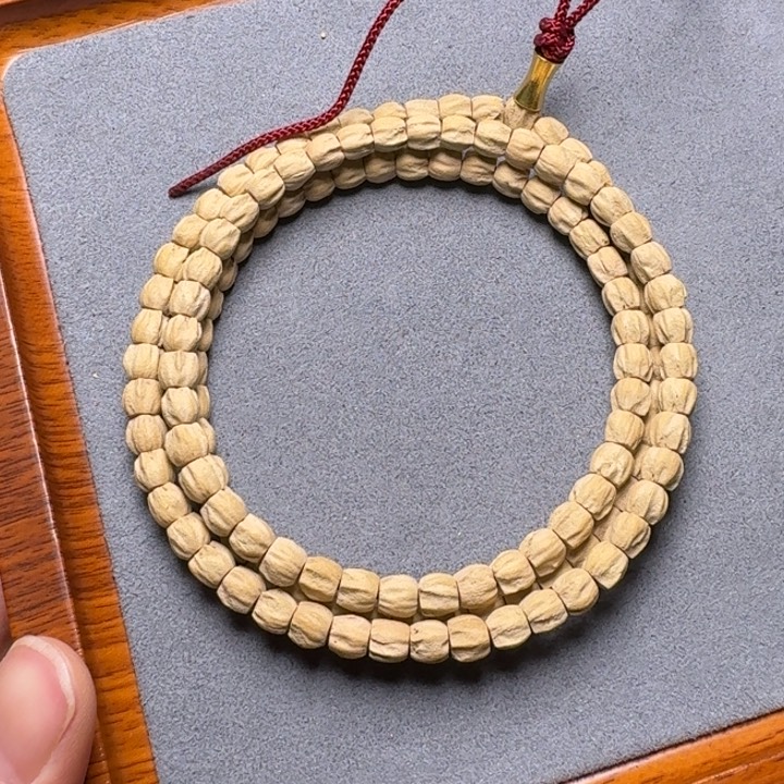 柏香籽/百香籽吊坠大*.