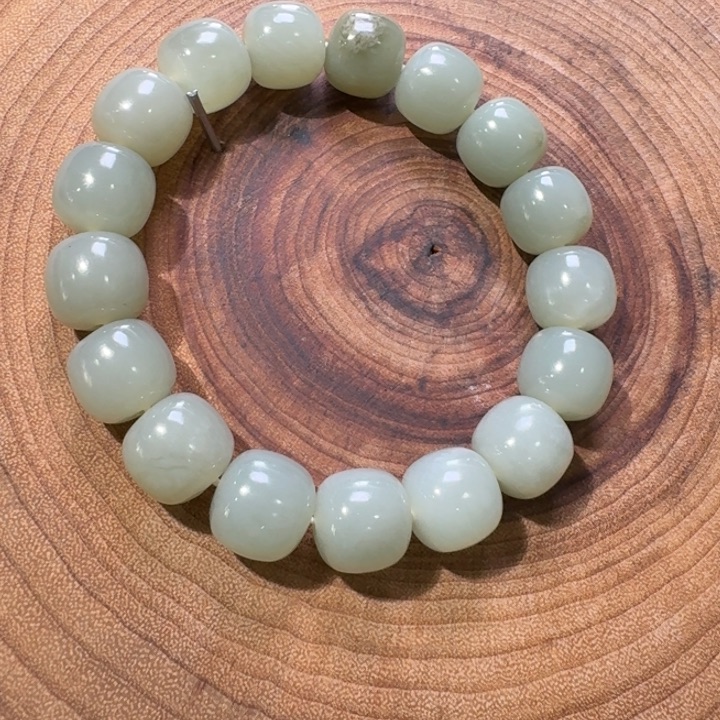 烽***.和田玉未镶嵌手链