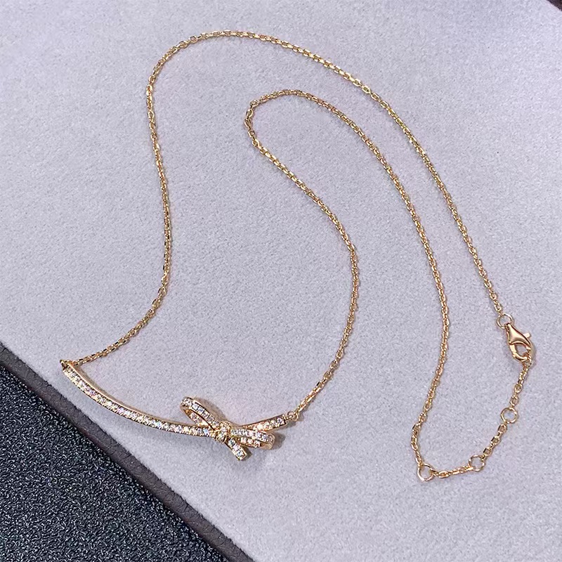 合金项链 满钻微笑蝴蝶结项链V金电镀18k金 精工高品质高版本项链