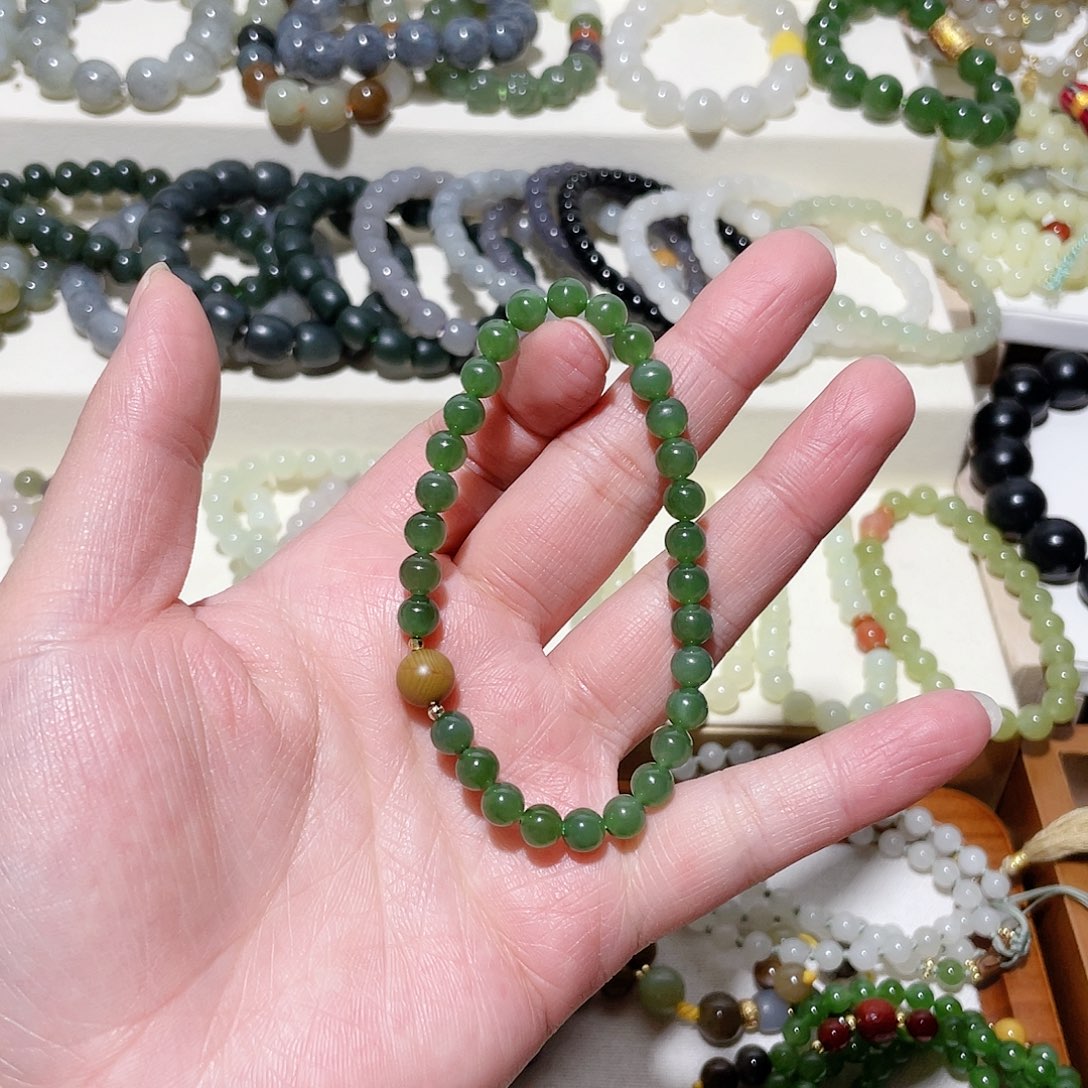 和田玉手串未镶嵌碧玉福利不退换