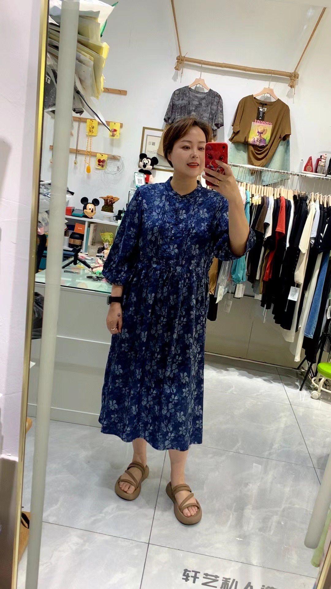 设计感时尚印花减龄显瘦碎花女装连衣裙