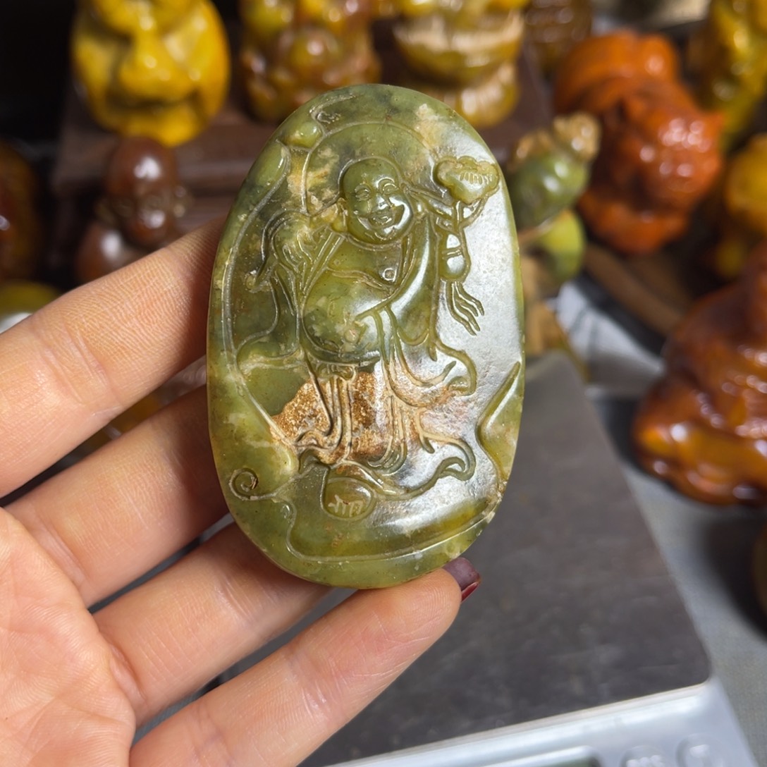 蛇纹石玉合金颈饰