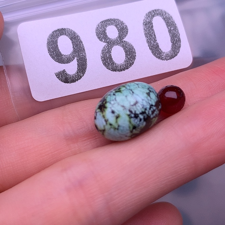 南红玛瑙未镶嵌珠宝奇石