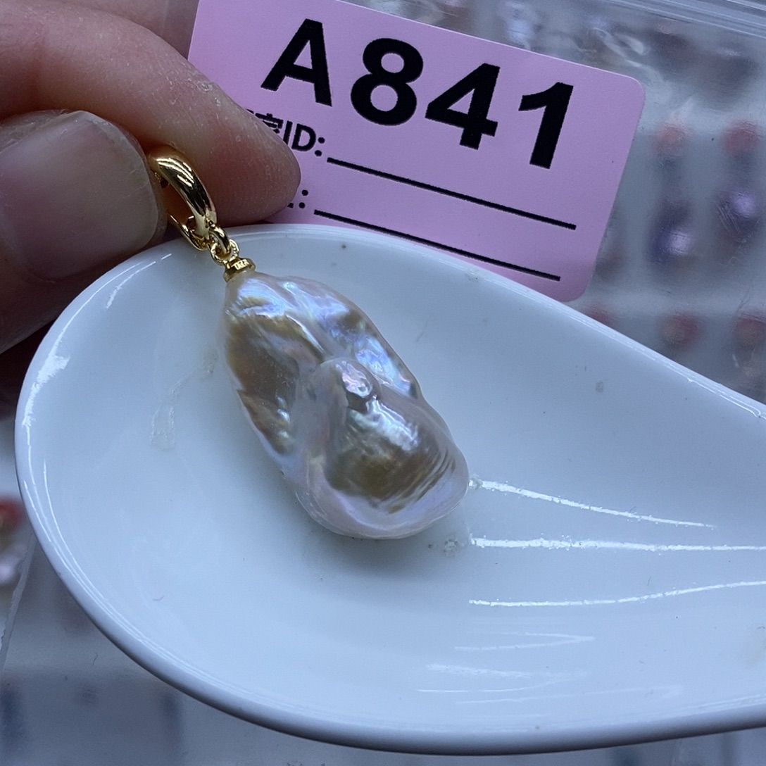 淡水珍珠颈饰未镶嵌