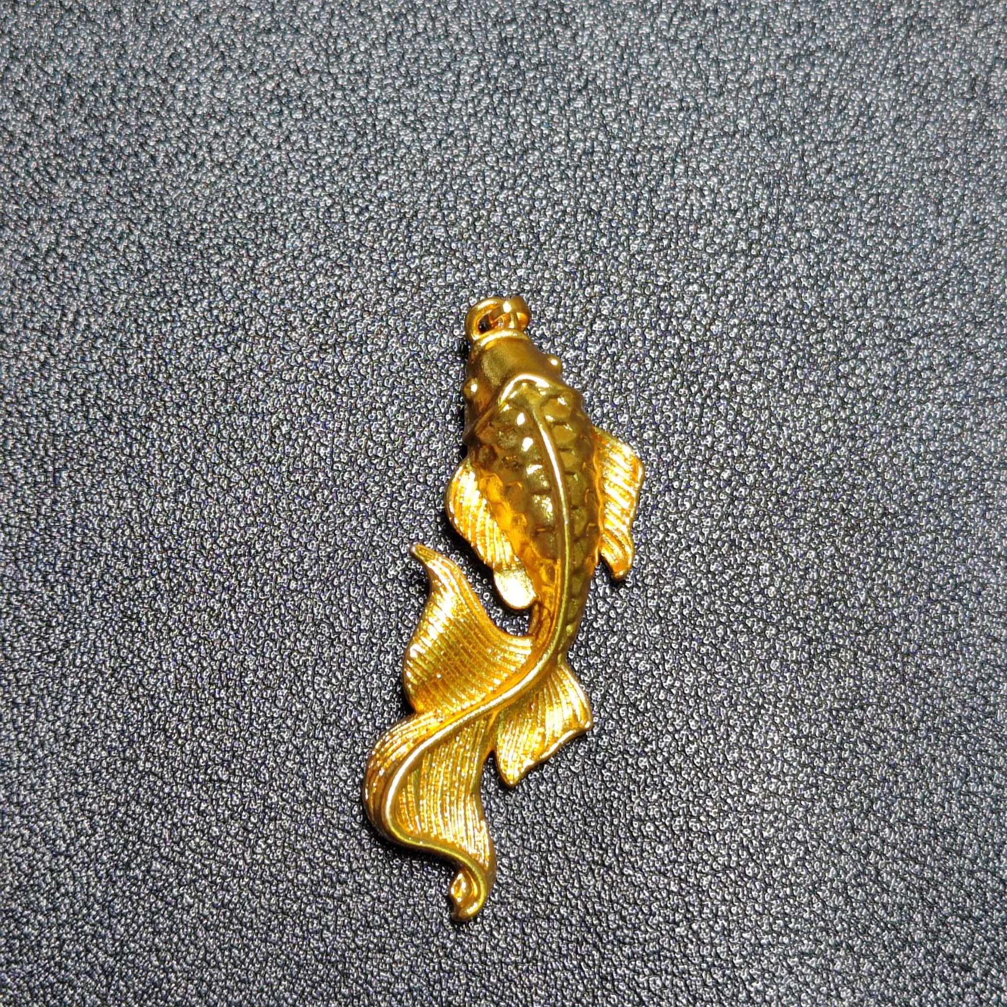 合金吊坠 【瑞宝阁优选】宝总原创重工设计款金鱼吊坠YS62006180