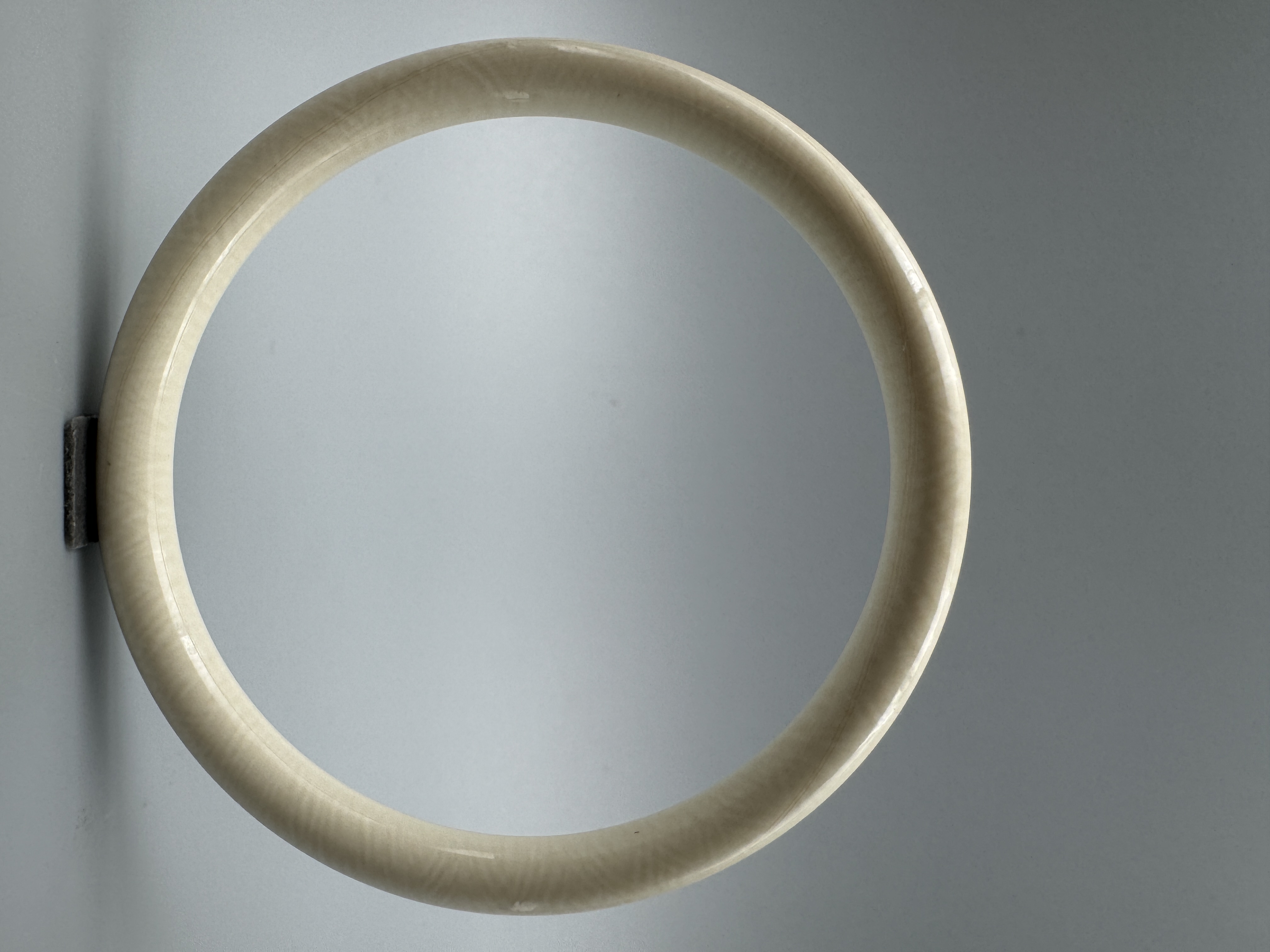 M40001 天然猛犸牙 原色无漂 三无满纹 0.6*55.8mm圆镯 圆条 棍镯