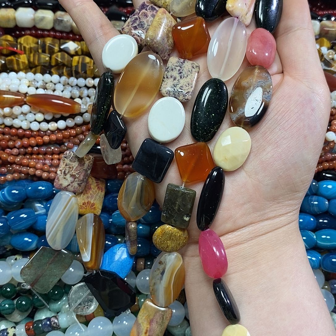 玛瑙/玉髓未镶嵌珠宝半成品多宝短款