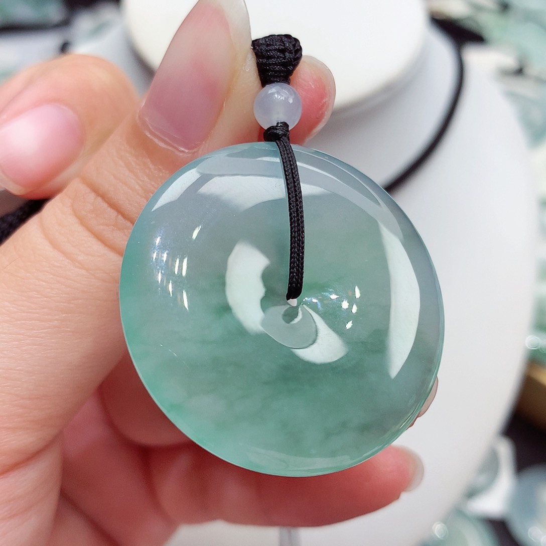 颈饰未镶嵌翡翠翡翠135，33.9/5.6