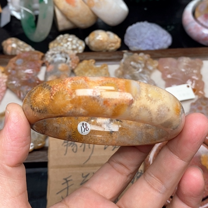 硅化珊瑚（珊瑚玉）手镯未镶嵌61