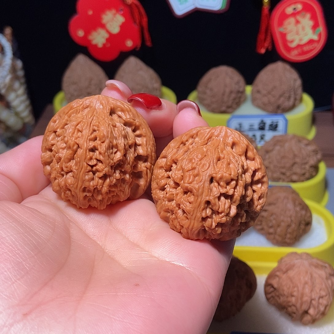 文玩核桃吊坠全品球疆