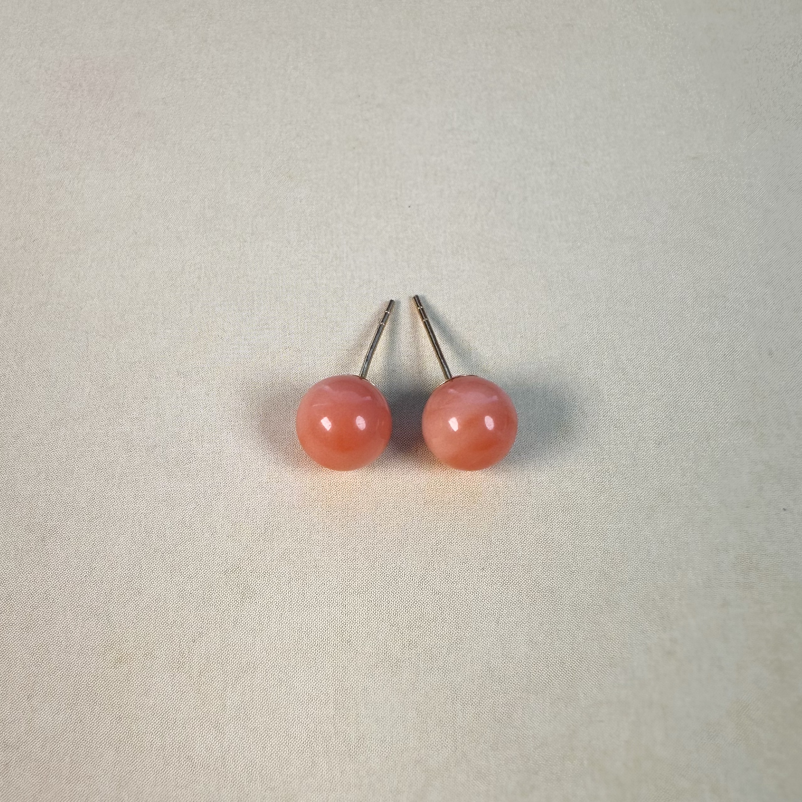 上品传承 18K金天然珊瑚圆珠耳钉