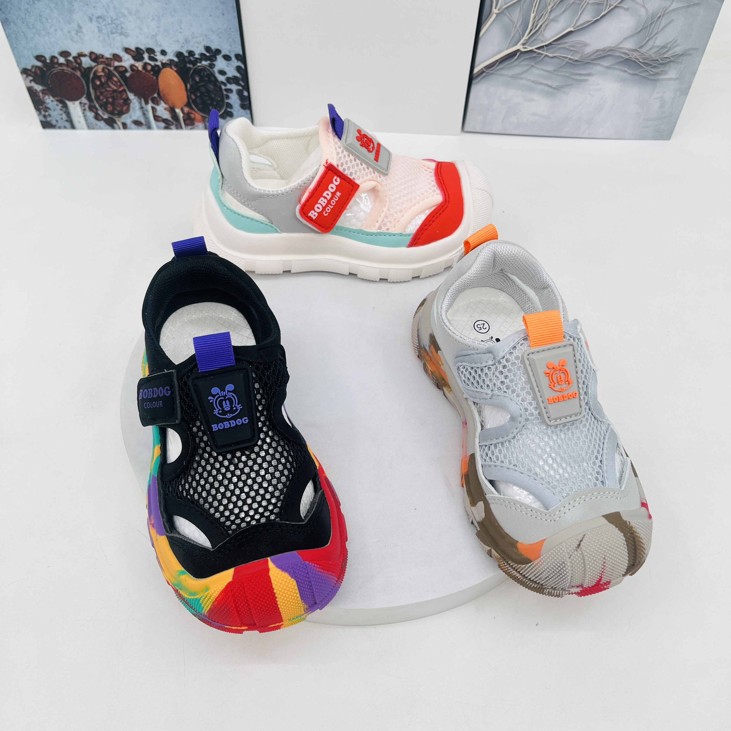 E区1346儿童橡胶底迷彩镂空凉鞋