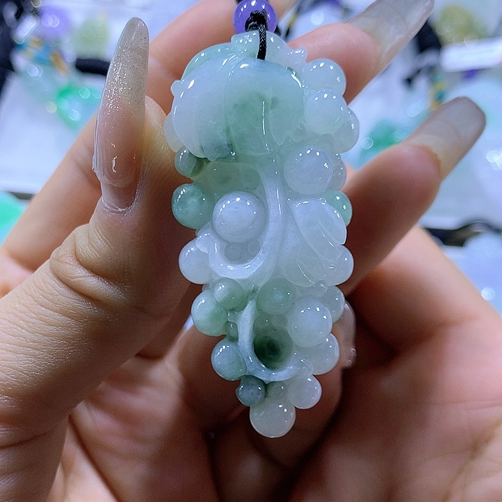 翡翠颈饰未镶嵌天然翡翠A货吊坠