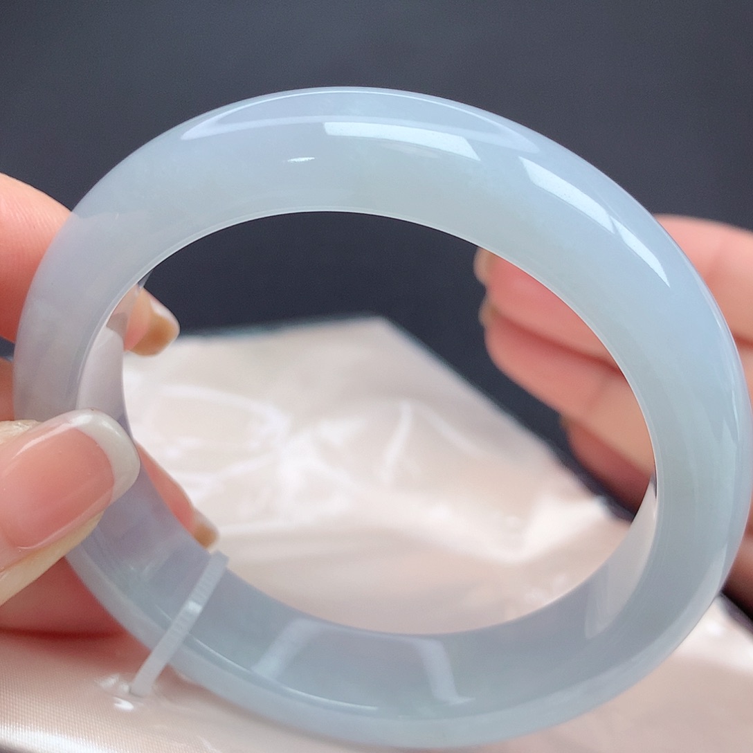 翡翠手镯未镶嵌05n n n n n n n