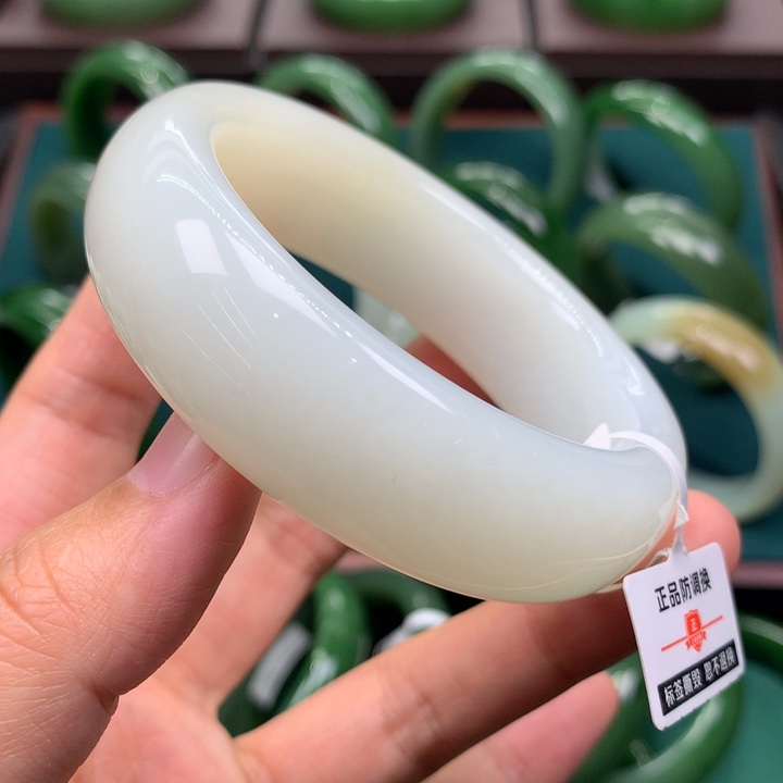 未镶嵌手镯和田玉5455