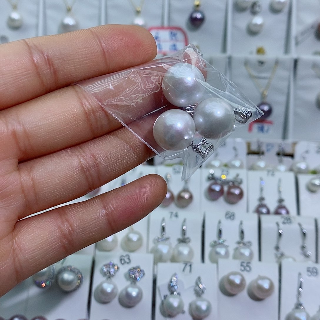 淡水珍珠银S925镶嵌吊坠(赠链)