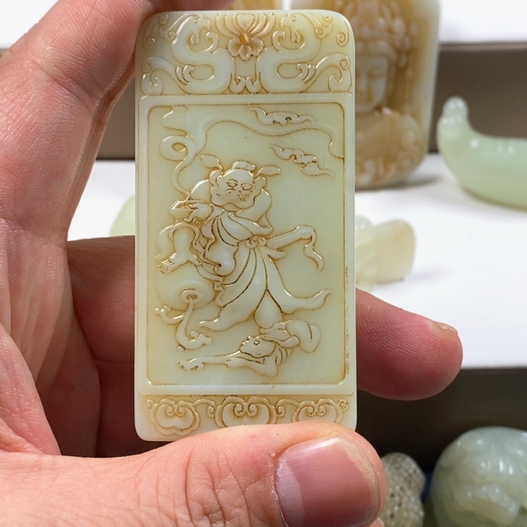 和田玉颈饰未镶嵌用****2