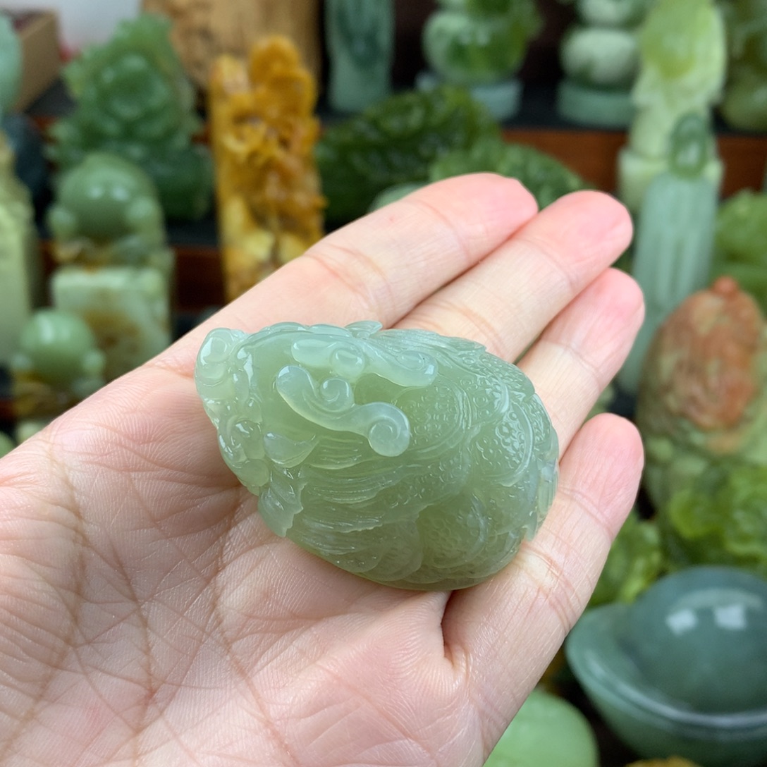 岫玉未镶嵌手把件