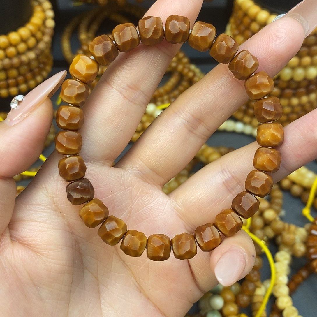 龙眼菩提手串龙脊菩提刀痕红料单圈卡8➕