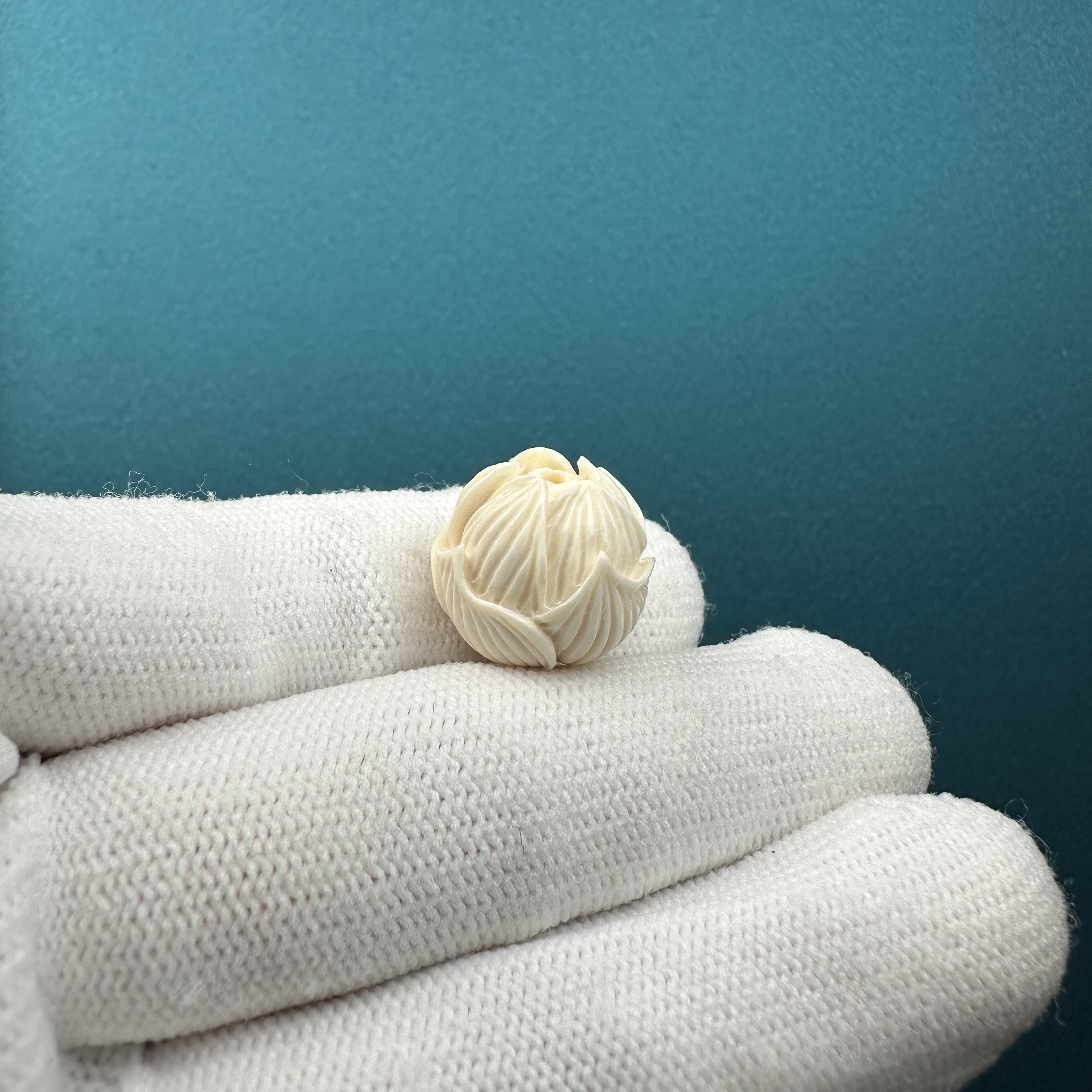 K1244天然猛犸 雕刻莲花珠15.3mm一物一图假一罚十