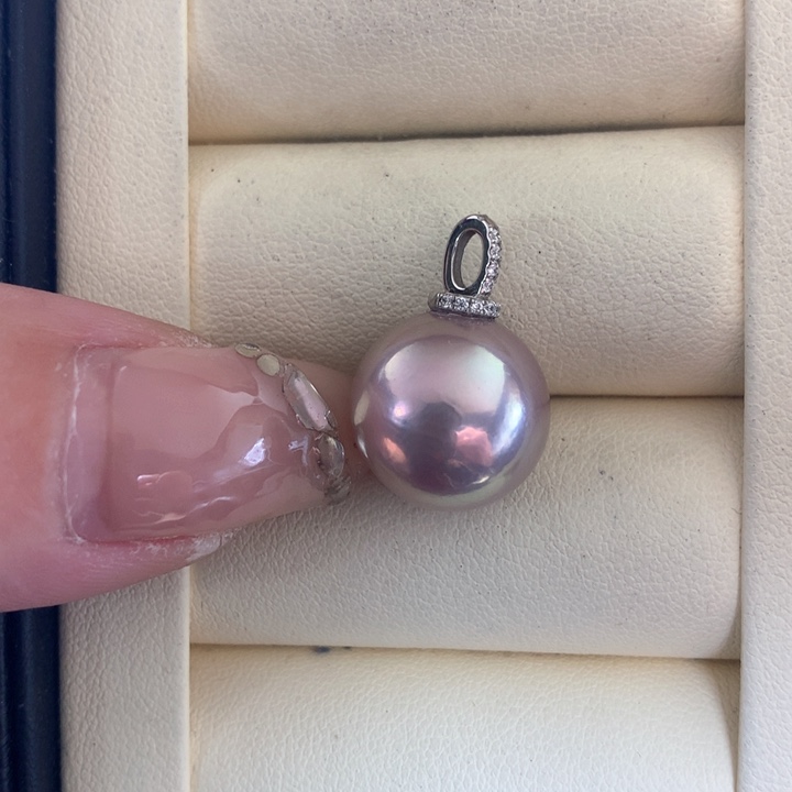 颈饰18K金镶嵌淡水珍珠