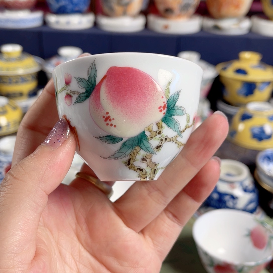 景德镇瓷器研究中心主任