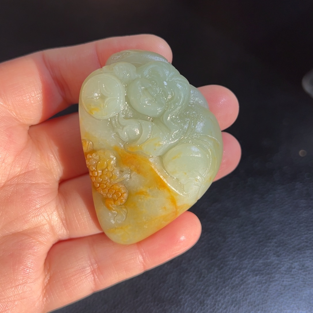 未镶嵌和田玉车挂