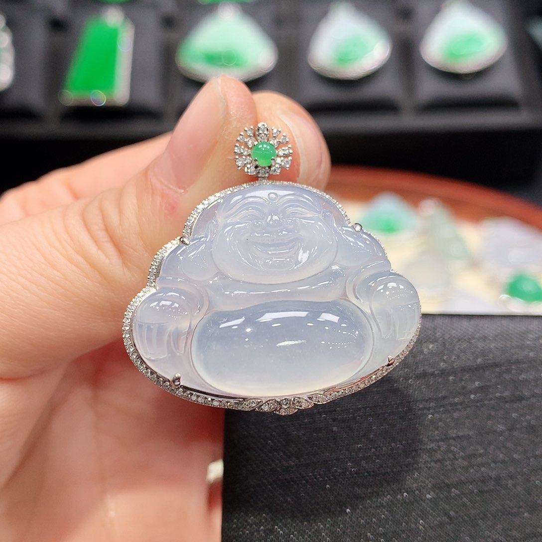 翡翠颈饰18K金镶嵌佛公