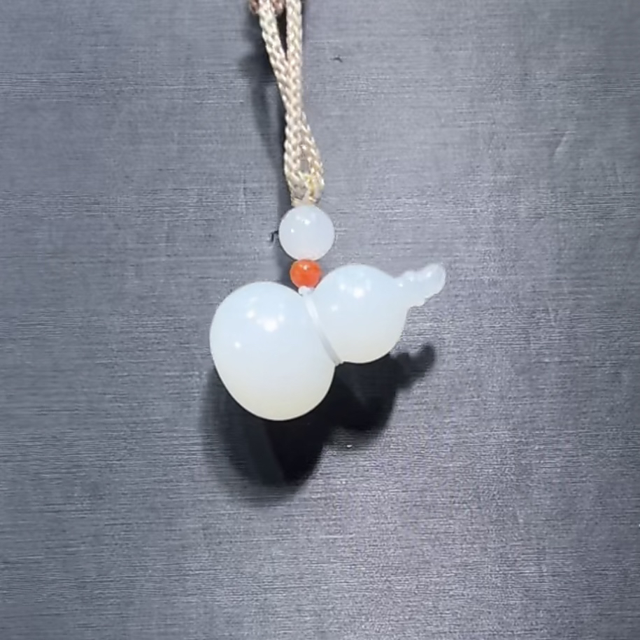 福利！新疆和田玉山流水白玉葫芦吊坠