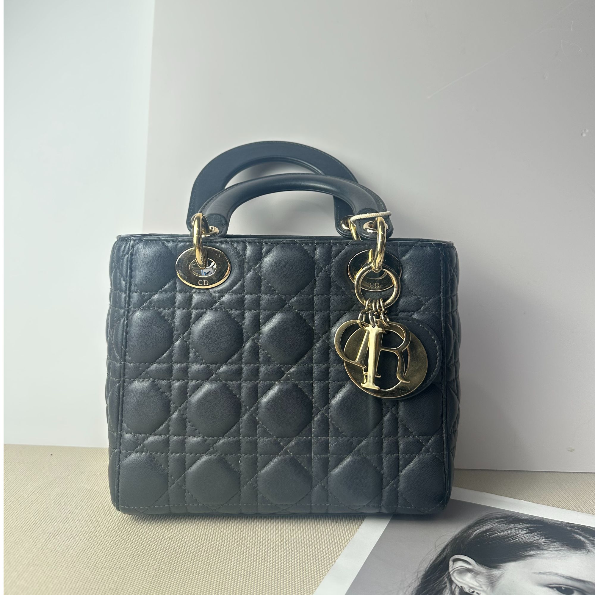 99新 DIOR/迪奥 【杨贵妃专属】经典灰色四格戴妃包单肩包
