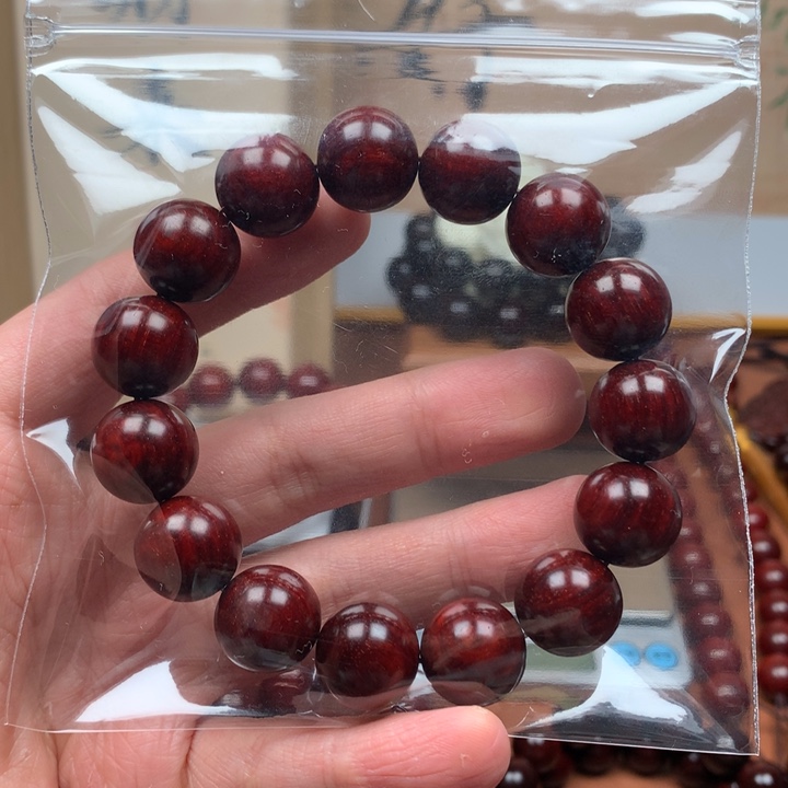 马***建檀香紫檀（小叶紫檀）