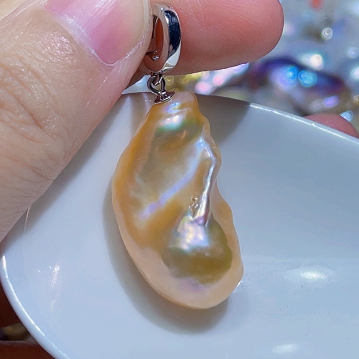颈饰未镶嵌淡水珍珠