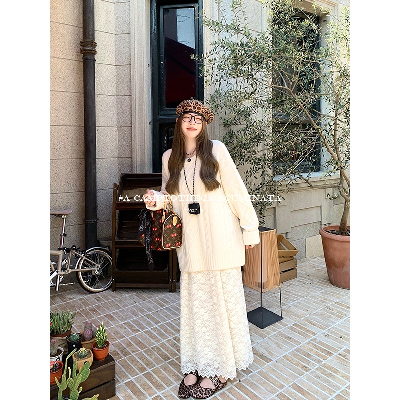 LUU桃喜儿/假两件蕾丝拼接连衣裙女秋冬宽松长袖毛衣裙设计感裙子