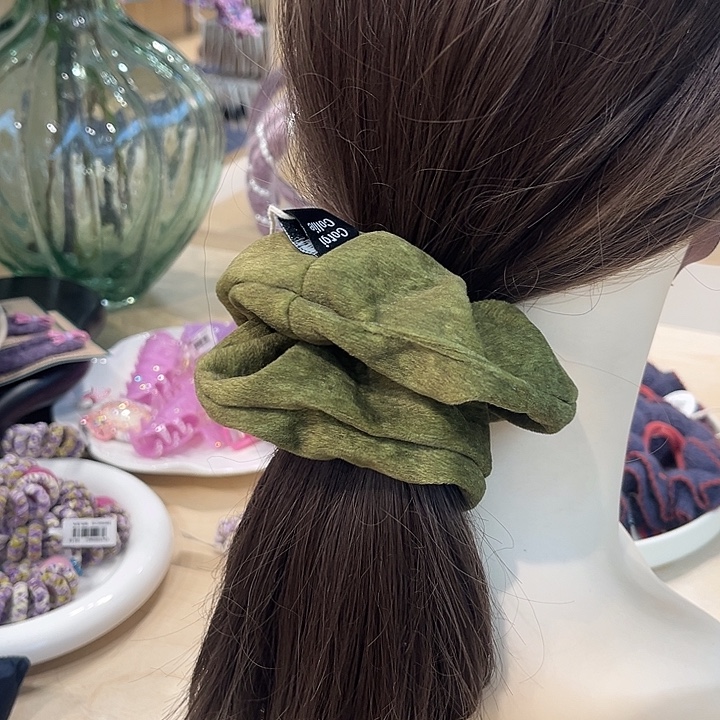 布艺铁合金绿色肠圈