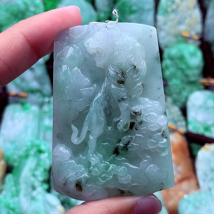 翡翠吊坠(不含链)未镶嵌