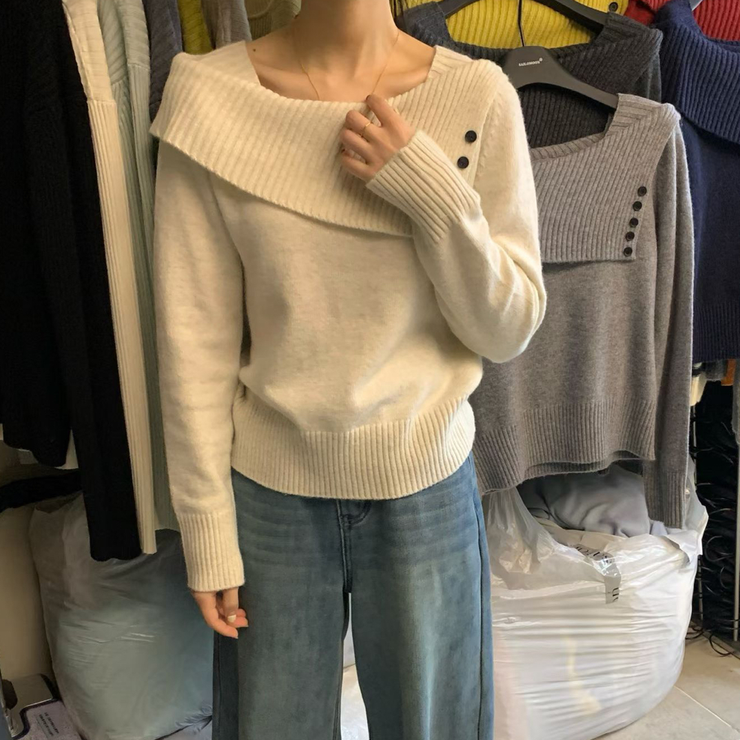 一字肩扣子羊毛毛衣