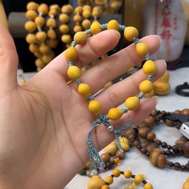 大叶紫檀（黑酸枝木类）